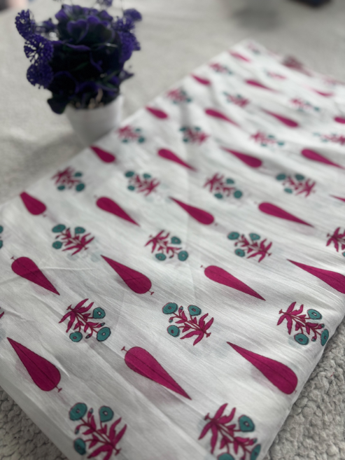 Pure Cotton Screen Print Fabric - MIS55VF1