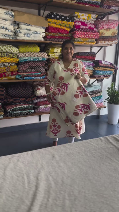 Off-White Mughal Print Jaipur Cotton Fabric – Ideal for Co-ord Sets
